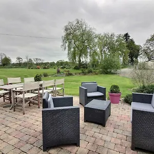 https://maison-a-la-campagne.inbrittany.com